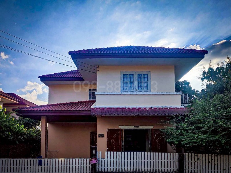 ขายบ้านเดี่ยว 2 ชั้น บ้านฉัตรหลวง สามโคก ปทุมธานี เนื้อที่ 51.4 ตรว 3นอน 2น้ำ หมู่บ้านติดถนนใหญ่ เดินทางสะดวกสบาย บรรยากาศร่มรื่น