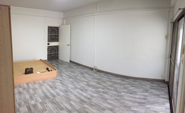 ขายคอนโด D.C. Tower ลาดพร้าว 112 ใกล้รถไฟฟ้า ราคาถูก 530,000 บาท เจ้าของขายเอง