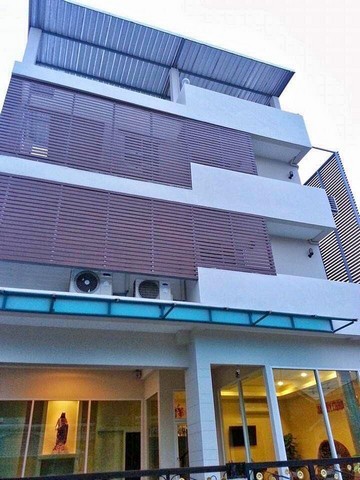 ขายอาคาร ท่าน้ำนนท์ บางกรวย-ไทรน้อย ใกล้ MRT สายสีม่วงซอย บางศรีเมือง   สำนักงาน Home Office 4ชั้น พร้อม โกดัง เก็บสินค้า ย่านนนทบุรี 