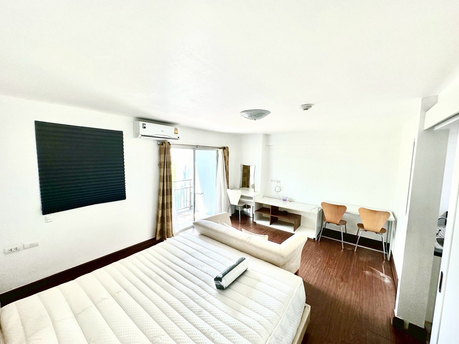 The Escape Sukhumvit 101 Private comfortable 2nd floor BTS Punnawithi