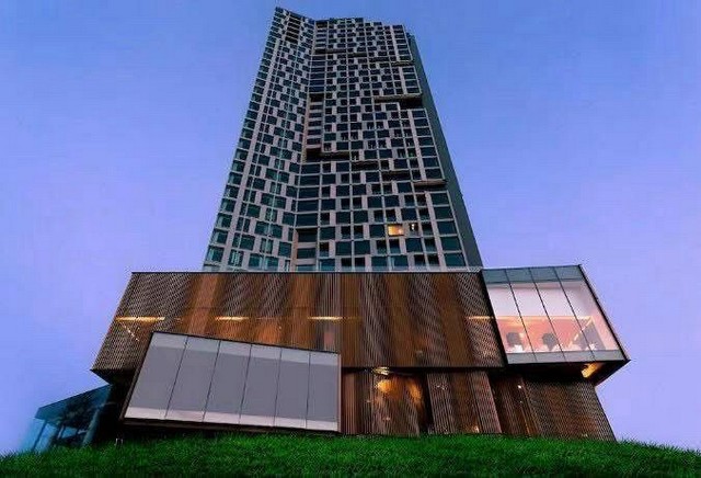 ขายโรงแรมหรู ระดับ5ดาว ทำเลทอง ใจกลางเมือง อไรซ์ โฮเต็ล ศรีราชา FP-C02150 