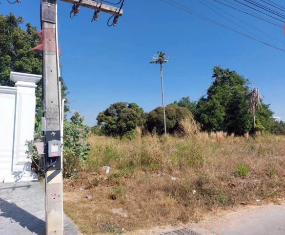 ขายที่ดิน  5-1-91 ไร่  ชัยพรวิถี 21 / Pmc Home ซอย 3  หนองปรือ  บางละมุง ชลบุรี