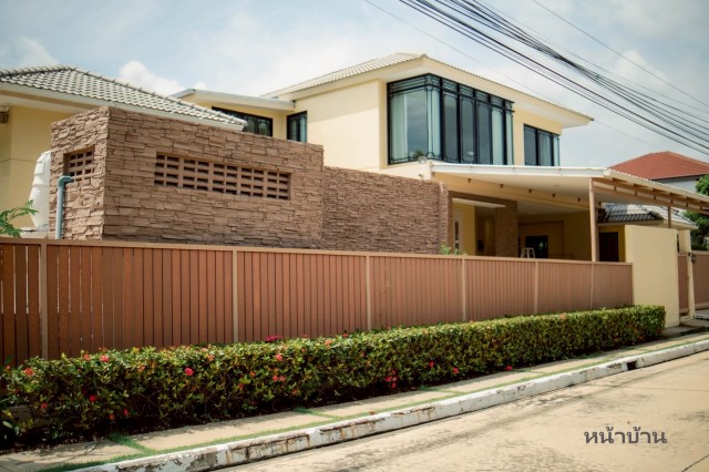 ราคาดีที่สุดใน 3 โลก: ม.มัณฑนา พระราม2-เทียนทะเล บ้านเดี่ยว 129.9 ตร.ว. 260 ตร.ม. 3 ห้องนอน / 4 ห้องน้ำ ตกแต่งสวยมาก