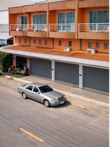 โรงแรมฮ็อป อินน์ นครราชสีมา 44 ตร.ว. 672 ตร.ม. ถ.มิตรภาพ ศิรินคร อาคารพาณิชย์ 3.5 ชั้น 2 คูหา 6 นอน 8 น้ำ