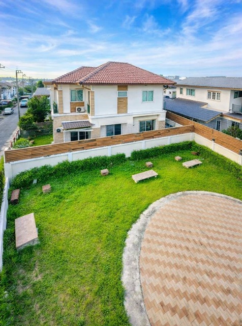 แม็คโคร โลตัส  ไทวัสดุ นครอินทร์ 2 กม.ตลาดพระราม 5 800 ม. 36 ตร.ว.หลังริมติดสวน  ทาวน์โฮม 2 ชั้น 3 นอน 3 น้ำ 