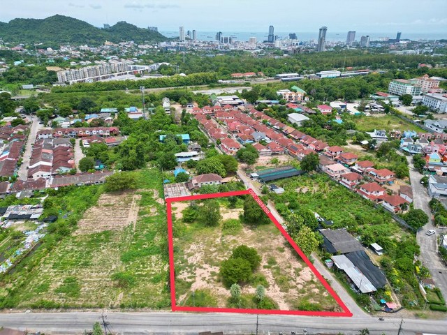 ขายที่ดินเปล่าแปลงสวย เขตศรีราชา ราคาดี ใจกลางเมือง แหล่งชุมชน FP-L01866 