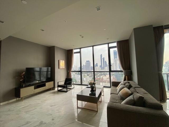 ขายคอนโดThe Monument Thonglo คอนโดระดับ Super Luxury 125 ตรม. 2 ห้องนอน 3 ห้องน้ำ ชั้น16 พร้อมผู้เช่า