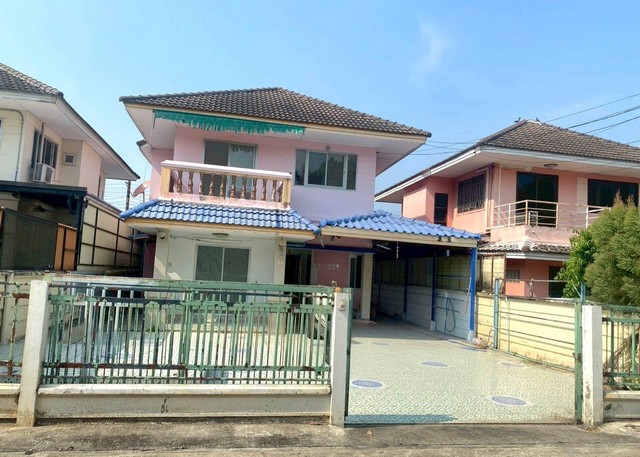 หมู่บ้านเพิ่มสิน 2 บ้านเดี่ยว 2 ชั้น ซอยเพิ่มสิน 20 แยก 6 ถนนเพิ่มสิน กรุงเทพมหานคร -	ขายตามสภาพ ทำเลศักยภาพดี ราคาพิเศษ คุ่มค่า