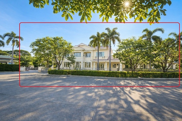 MRT วัชรพล 2.1กม. รามอินทรา 152ตร.วา  500ตร.ม. ให้เช่า คฤหาสน์หรู 2 ชั้น 2 หลังใหญ่ติดกัน  6นอน 4น้ำ บิ้วท์อินครบ ตลาดถนอมมิตร 1.4 กม.