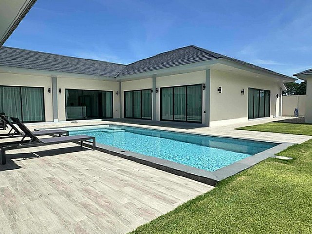 ขายพลูวิลล่าสไตล์โมเดิร์น โซนห้วยใหญ่ พัทยา บางละมุง ตกแต่งพร้อมอยู่ FP-H01953 