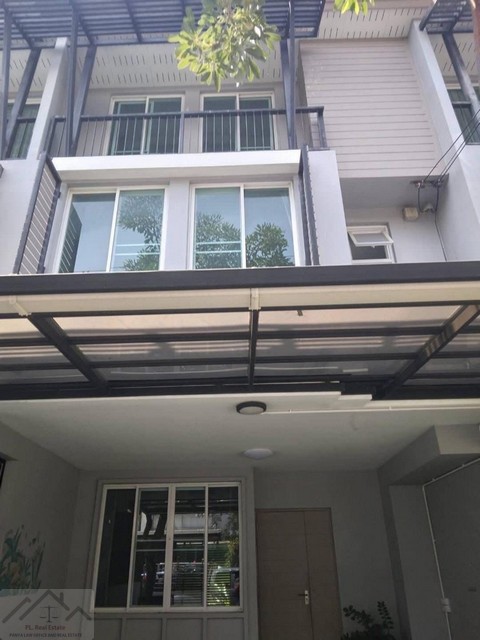 ให้เช่าทาวน์โฮม 3 ชั้น 3 ห้องนอน อารียา เดลี่ เกษตร-นวมินทร์ ถนนลาดปลาเค้า พร้อมเฟอร์นิเจอร์ครบ