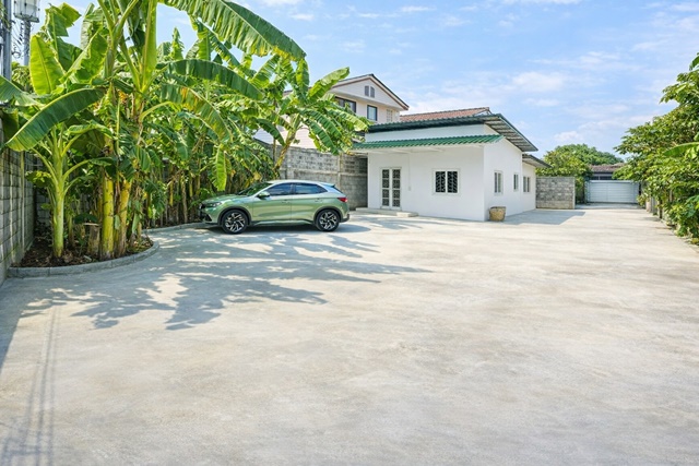 บ้านชั้นเดียว 100 ตร.ว. 300 ตร.ม.  MRTศูนย์ราชการนนทบุรี 900 ม.รัตนาธิเบศร์ ตลาดสนามบินน้ำ 800 ม. เรวดี  บ้านโปร่งโล่ง ฟังก์ชัน 2นอน 
