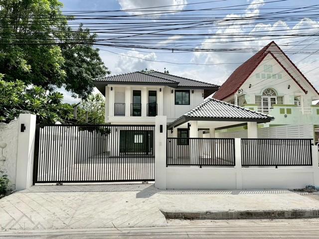 ขายบ้านเดี่ยว 2 ชั้น 58 ตร.ว. หมู่บ้านกรุงทอง 4 ซอยนวมินทร์ 111 ใกล้ตลาดปัฐวิกรณ์