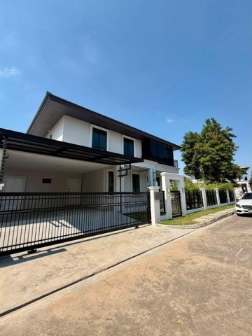 HR 10278 ให้เช่า ขายบ้านเดี่ยว 2 ชั้น 86 ตรว. โครงการเศรษฐสิริ พัฒนาการ (ตัดใหม่) ใกล้สนามบิน เดินทางสะดวก