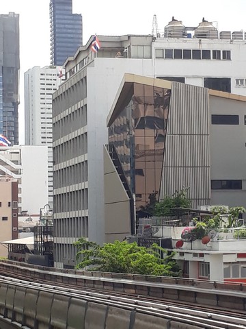 ให้เช่า สำนักงาน อาคารเกษมกิจ กรุงเทพ ชั้นทั้งหมด 1 ชั้น 34000 บาทต่อเดือน