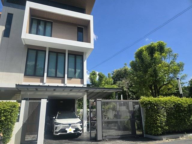 ให้เช่าบ้านเดี่ยว 3 ชั้น 450 ตร.ม. The AVA residence สุขุมวิท 77 ใกล้ MRT ศรีนุช