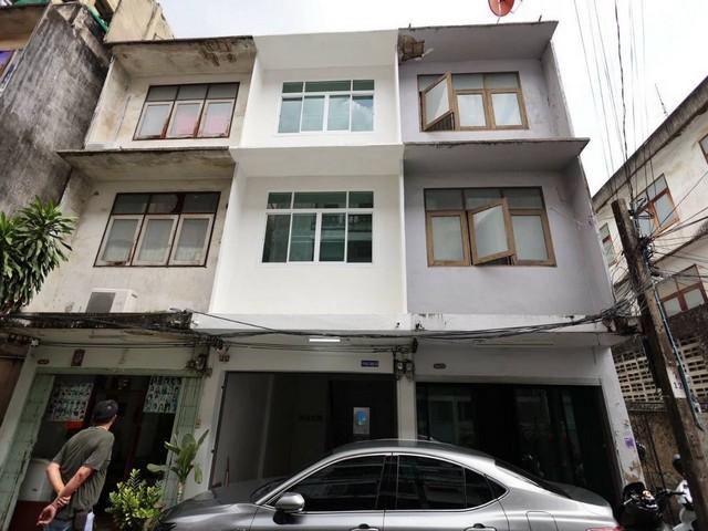 ให้เช่าทาวเฮาส์ 4 ชั้น 180 ตร.ม. ซอยสาทร 11 แยก 3 รีโนเวทใหม่ ใกล้ BTS เซนต์หลุยส์