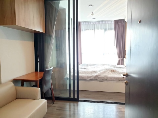 The Base Park West convenient safe 31st floor BTS Onnut