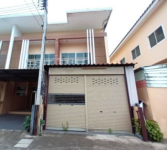 ขาย ทาวน์เฮ้าส์  อำเภอหัวหิน ประจวบคีรีขันธ์  ห่างจาก ตลาดแพไม้ 550 m.	