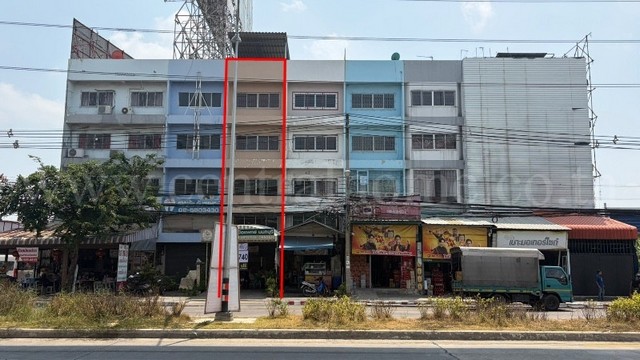 ตึกแถว 4 ชั้น ติดถนนติวานนท์ ราคาถูก ใกล้รถไฟฟ้าสายสีชมพู สถานีสามัคคี
