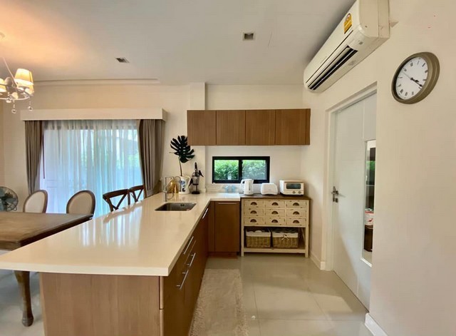 ให้เช่าบ้านเดี่ยว2ชั้นใกล้ โรงเรียนสารสาสน์ วิเทศสายไหมและแฟชั่นไอส์แลนด์  ถ.สุขาภิบาล 5 ตรงข้ามเขตสายไหม โครงการเศรษฐสิริ