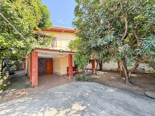 ให้เช่าบ้านเดี่ยวเนื้อที่ 86ตร.ว. ใกล้ BTS เอกมัย และห้างDonki Mall Thonglor ทำออฟฟิศได้ เอกมัยซอย10หรือ สุขุมวิท63