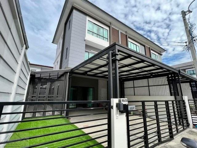 ให้เช่าทาวน์โฮม 3 ชั้น 165 ตร.ม. หมู่บ้านเดอะคอนเนค อัพ 3 ซ.ลาดพร้าว 126 ใกล้ รพ.ลาดพร้าว