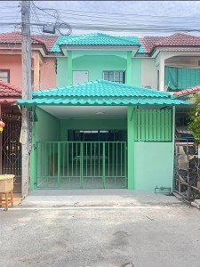 ขายบ้านหนองตำลึงชลบุรี ขายบ้านพร้อมมีเงินเหลือหลักแสน บ้านรีโนเวทใหม่ทั้งหลัง 2 ห้องนอน 1 ห้องน้ำ