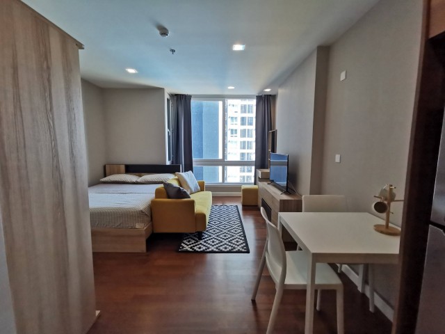 The Metropolis Samrong 10th Floor Building A Fully Furnished Next to BTS Samrong
