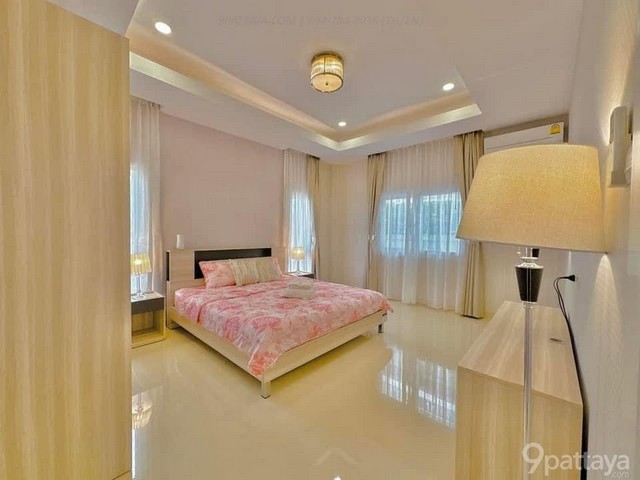 P2175 ให้เช่า  ขาย หมู่บ้านดุสิต พัทยา ฮิลล์  ซอยวัดญาณสังวรวรวิหาร  ใกล้หาดบ้านอำเภอ / หาดบางเสร่ 4 กิโลเมตร หน้าหมู่บ้านมี 7-Eleven