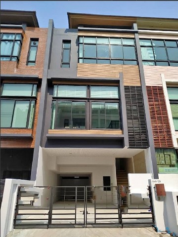  โฮมออฟฟิศ 4 ชั้น 4 ห้องนอน 4 ห้องน้ำ ศรีวรา ทาวน์อินทาวน์ ตรงข้ามแมคโครทาวน์อินทาวน์  ใกล้จุดขึ้นลงทางด่วน