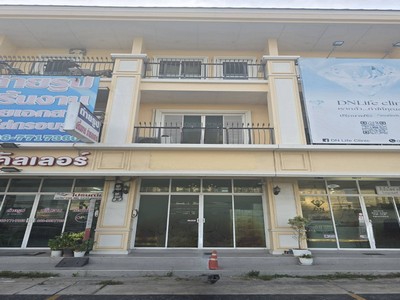 ขายขาดทุนเป็นล้าน! อาคารพาณิชย์ 3 ชั้น ซอย ABAC บางนาโครงการ Ritz ville Bangna เนื้อที่ 18.5 ตร.วา, พท.ใช้สอย 228 ตร.ม 