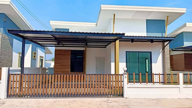 บ้านปล่อยเช่า-บ้านบึง ชลบุรี บ้านใหม่บ้านเดี่ยวชั้นเดียว เนื้อที่​  54  ตร.ว บ้าน​ 3​ ห้องนอน​ 2​   ห้องน้ำ