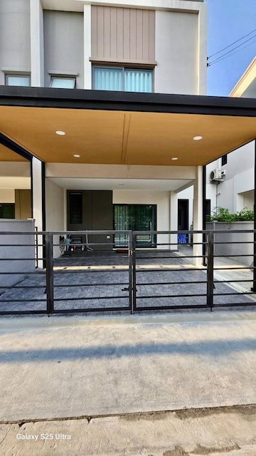 BH3990  ให้เช่าทาวน์โฮม PLENO สุขุมวิท บางนา 3 ใกล้ Mega บางนา ยูนิตหน้าสวน บ้านใหม่พร้อมอยู่