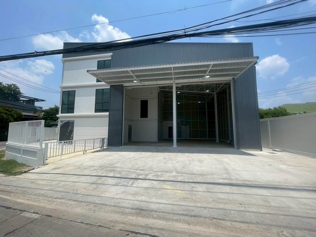 รหัสC7126 ให้เช่า ขายโฮมออฟฟิศพร้อมโกดัง มีห้องพัก 3ห้อง ย่านท่าอิฐ บางรักน้อย ถนนรัตนาธิเบศร์ ใกล้ราชพฤกษ์ 