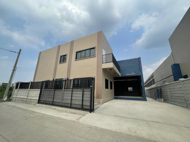 รหัสC7125 ให้เช่าโกดังพร้อมออฟฟิศ สร้างใหม่เพิ่งเสร็จ ถนนคลองถนน บางใหญ่ นนทบุรี