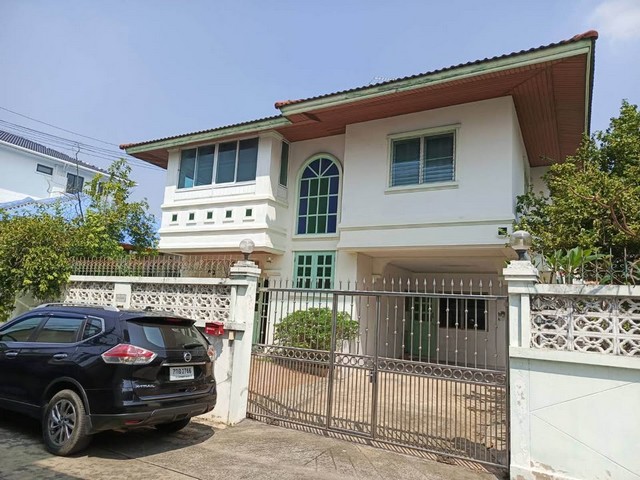 รหัสC7124 ให้เช่าบ้านเดี่ยว 2ชั้น หลังมุม เข้าออกได้หลายทาง ทั้งฝั่งโชคชัย4 และลาดพร้าววังหิน