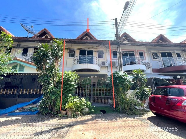  ขายทาวน์เฮ้าส์ บางละมุง จังหวัดชลบุรี ห่างจากเพียงหาดพัทยา 2.4 กม. 