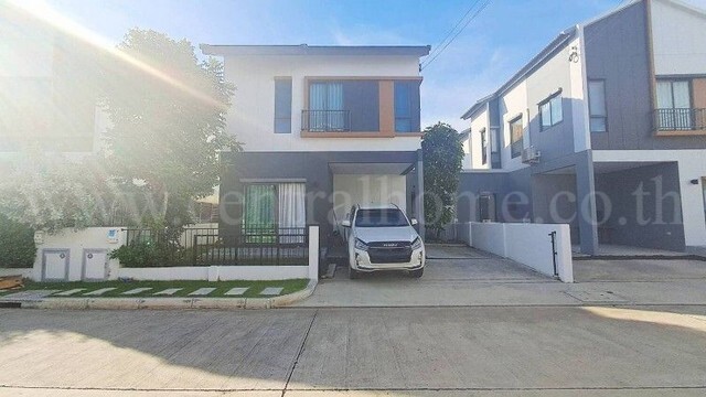 บ้านแฝด อณาสิริ บางนา-บางบ่อ พร้อมเฟอร์นิเจอร์ Built-in เครื่องใช้ไฟฟ้า ราคาถูก