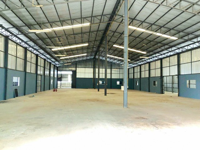 Stand Alone โกดังให้เช่า 1,800 ตร.ม.  2ไร่ หรือ 800ตร.ว. PTT Station หนองไผ่แก้ว 2.7 กม.  วัดป่ายุบบุญญาราม 900 ม