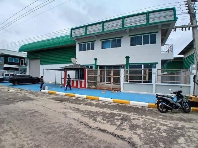 ให้เช่าโกดัง 206 ตร.ว. โครงการ เอกสิน แฟคทอรี่ คลอง 11 ธัญบุรี ปทุมธานี