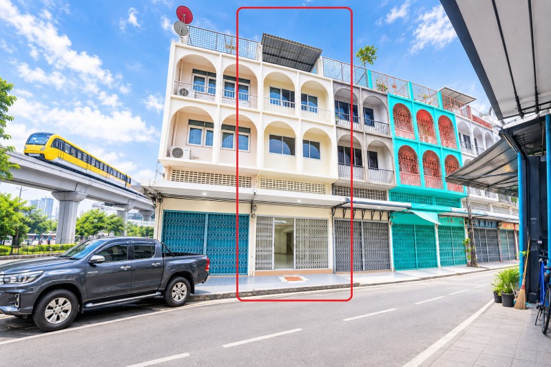 260927pnmstaw ให้เช่า โรงแรม รพ.เวชธานี โรงแรม ให้เช่าอาคารพาณิชย์ 4 ชั้น ลาดพร้าว103-113 18ตร.ว.  280ตร.ม. 3-4นอน 3น้ำ  MRTบางกะปิ 598 ม.