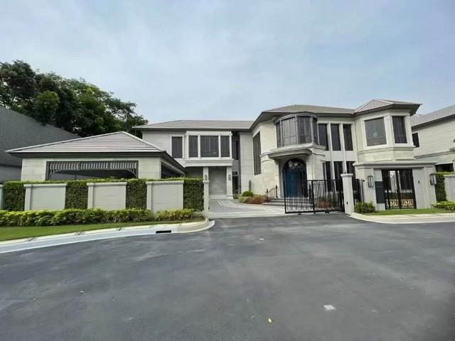 ขายขาดทุน ราคาพิเศษ ขายบ้านเดี่ยวหรู 203 ตรว. 5 ห้องนอน โครงการนาราสิริ กรุงเทพกรีฑา Narasiri Krungthepkreetha ใกล้ไบรท์ตัน คอลเลจ