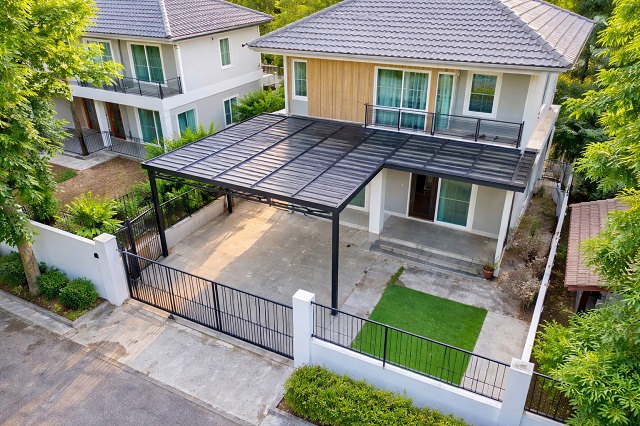 เจริญพัฒนา พระยาสุเรนทร์30 ใกล้ BTSบางชัน 800 ม. ถ.รามอินทรา109-117  บ้านเดี่ยว 2ชั้น 4 นอน 2 น้ำ 50 ตร.ว. 200 ตร.ม.ไม่ชนใคร  แฟชั่น 2.5กม.