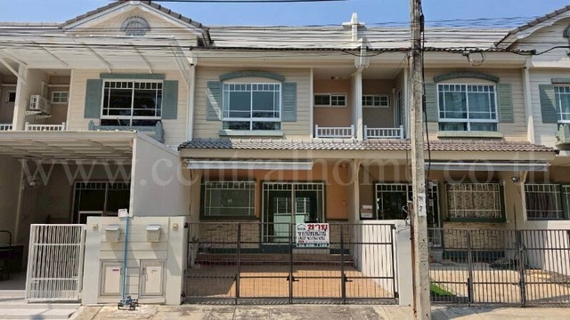 ทาวน์โฮม 2 ชั้น วิลลาจจิโอ บางนา ซอยเอแบค บ้านสวยใหม่มาก พร้อมอยู่ ราคาถูก