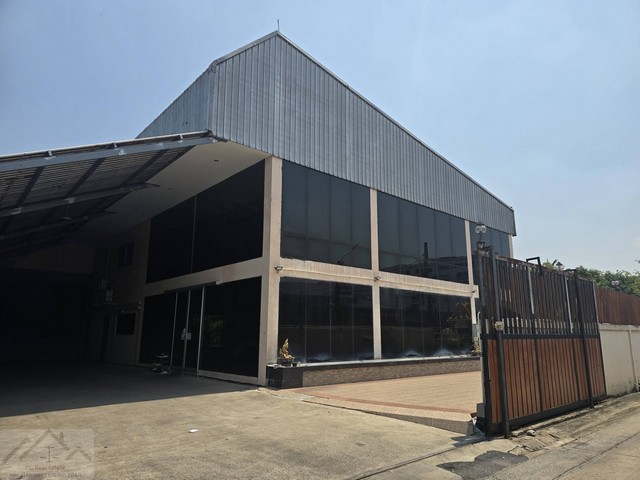 ให้เช่าโกดังพร้อมออฟฟิศ 600 ตรม. ย่านลาดพร้าว โชคชัย 4 ซอยลาดพร้าววังหิน 47 ทำเลดี 