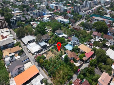 ขายที่ดินเปล่า 97 ตารางวา ถมแล้ว สูงกว่าถนน ทำเล เสนานิคม รัชโยธิน ลาดพร้าว จตุจักร เหมาะทั้งปลูกบ้าน หรือทำกิจการขนาดเล็กและอยู่อาศัย 