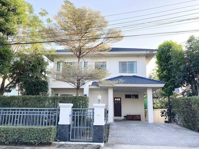 HR 9857 ให้เช่าบ้านเดี่ยว มัณฑนา อ่อนนุช วงแหวน1 สุขาภิบาล 2 ประเวศ  ใกล้ Mega Bangna พร้อมอยู่ เฟอร์ครบ