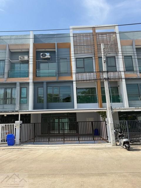 ให้เช่าทาวน์โฮม 3 ชั้น 23 ตร.ว. โครงการ เดอะ วิชั่น ลาดพร้าว-นวมินทร์ ซอยนวมินทร์ 85