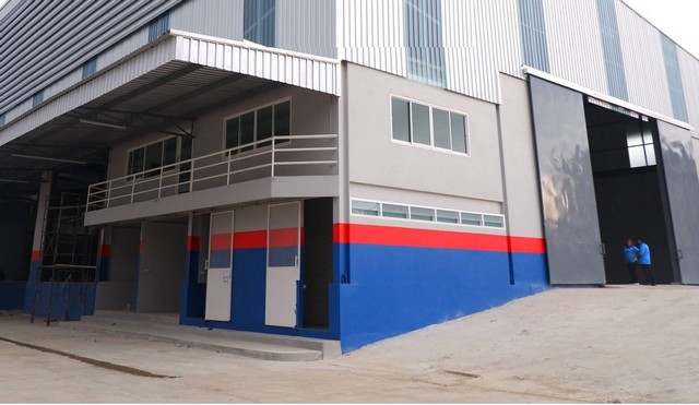 ให้เช่าโกดังขนาด 1500-1600 ตารางเมตร  ถนน บางนา - ตราด ( ซอย วัดศรีวารีน้อย )